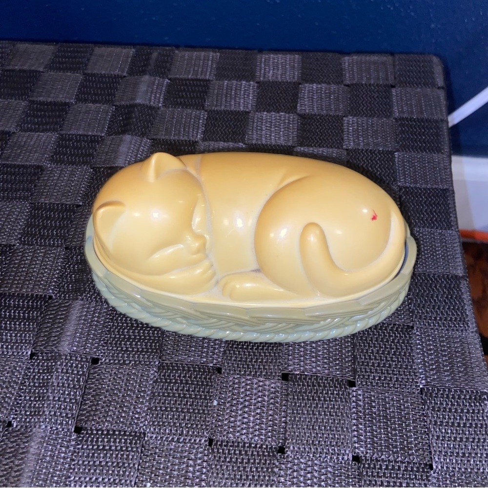 Yellow Cat Figurine Avon lint roller